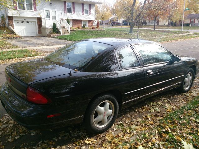 Chevrolet Monte Carlo 1996 photo 1