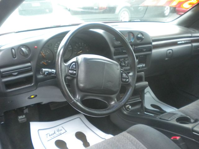 Chevrolet Monte Carlo 1997 photo 13