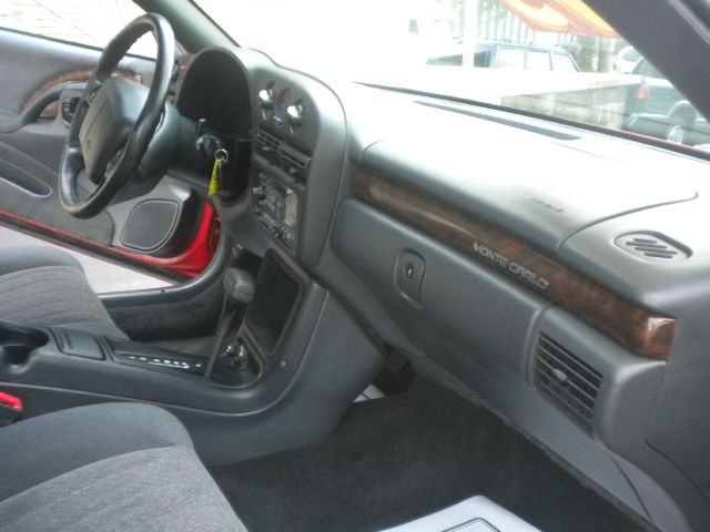 Chevrolet Monte Carlo 1997 photo 4