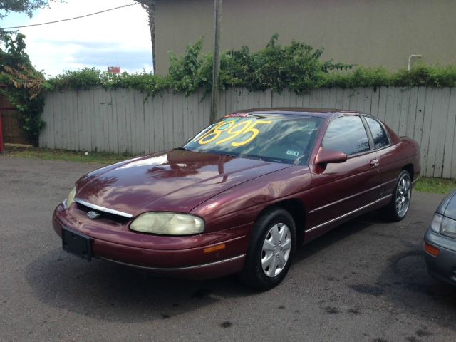 Chevrolet Monte Carlo 1997 photo 2