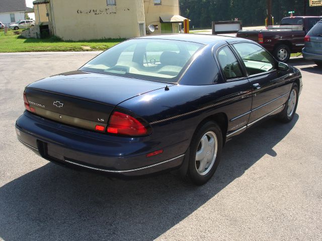 Chevrolet Monte Carlo 1998 photo 1