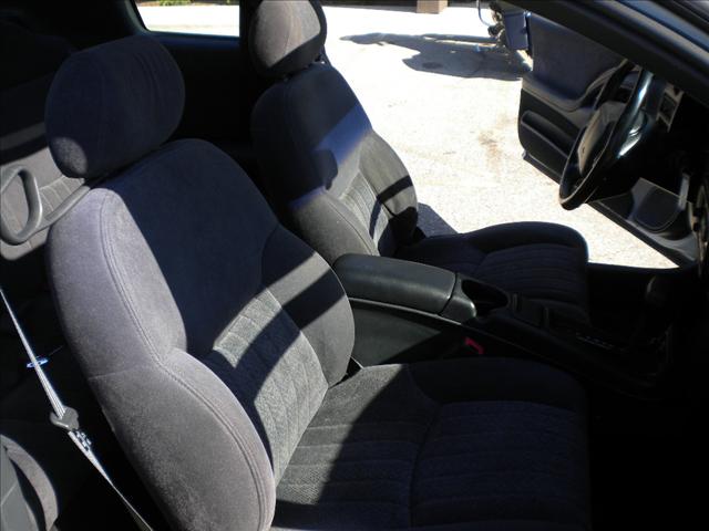 Chevrolet Monte Carlo 1998 photo 4