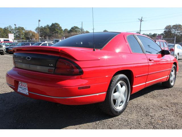 Chevrolet Monte Carlo 1998 photo 1