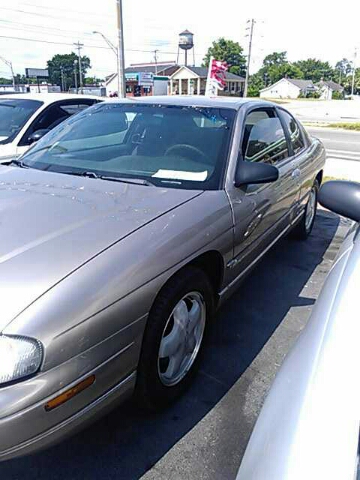 Chevrolet Monte Carlo 1998 photo 9