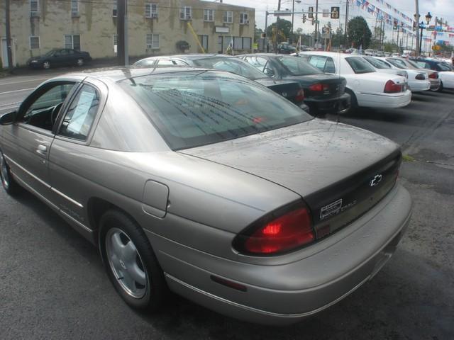 Chevrolet Monte Carlo 1998 photo 3