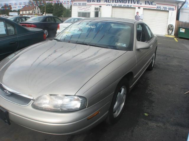 Chevrolet Monte Carlo 1998 photo 5