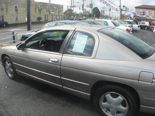 Chevrolet Monte Carlo 1998 photo 4