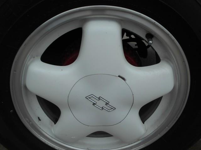 Chevrolet Monte Carlo 1998 photo 2