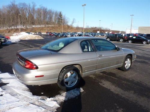 Chevrolet Monte Carlo 1998 photo 4