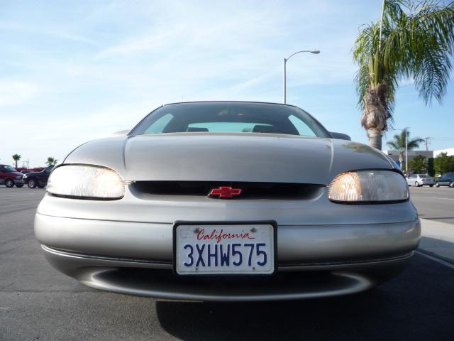 Chevrolet Monte Carlo 1998 photo 1