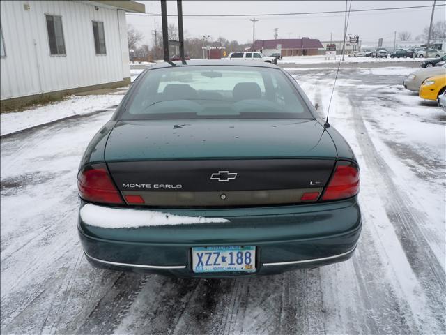 Chevrolet Monte Carlo 1999 photo 3