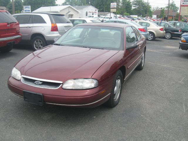 Chevrolet Monte Carlo 1999 photo 1