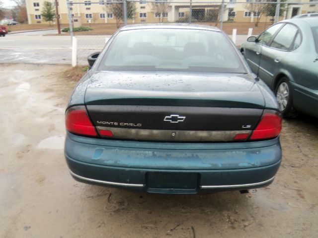 Chevrolet Monte Carlo 1999 photo 3