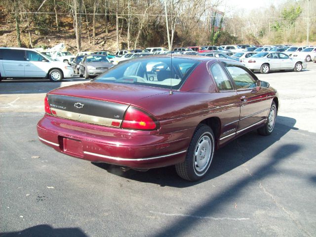 Chevrolet Monte Carlo 1999 photo 3
