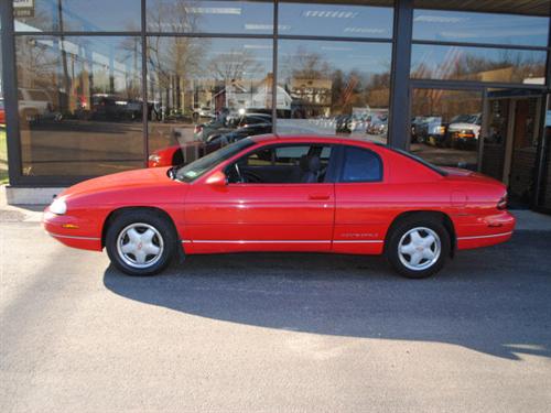 Chevrolet Monte Carlo 1999 photo 1