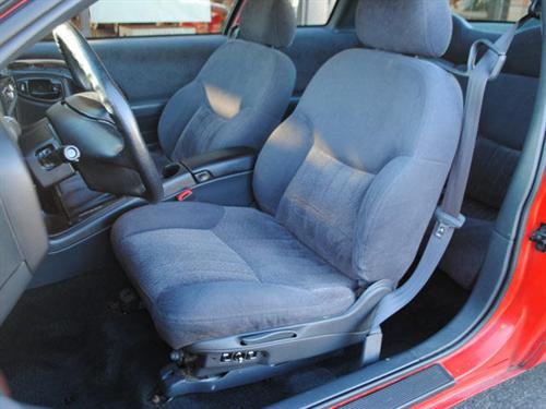 Chevrolet Monte Carlo 1999 photo 2