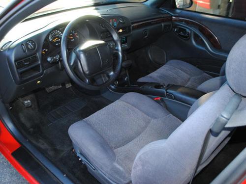 Chevrolet Monte Carlo 1999 photo 3