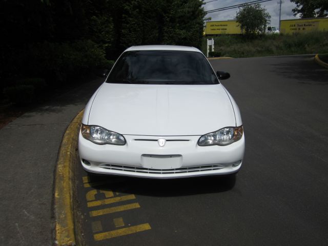 Chevrolet Monte Carlo 2000 photo 1