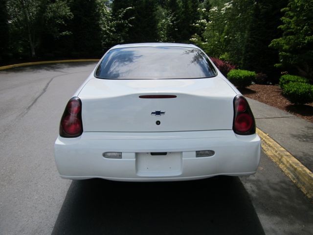 Chevrolet Monte Carlo 2000 photo 4