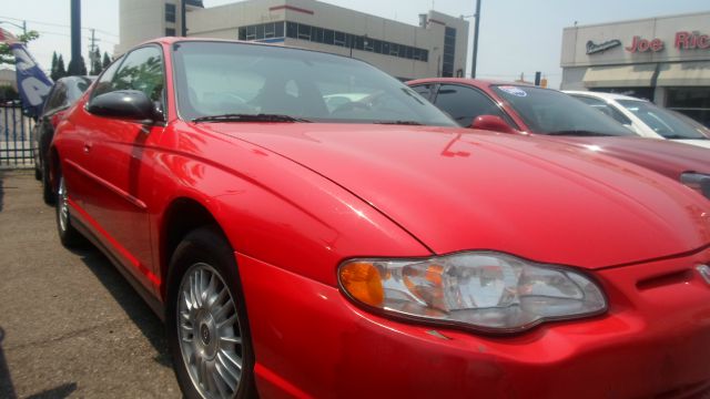 Chevrolet Monte Carlo 2000 photo 3