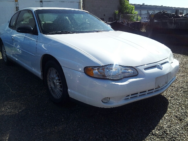 Chevrolet Monte Carlo 2000 photo 2