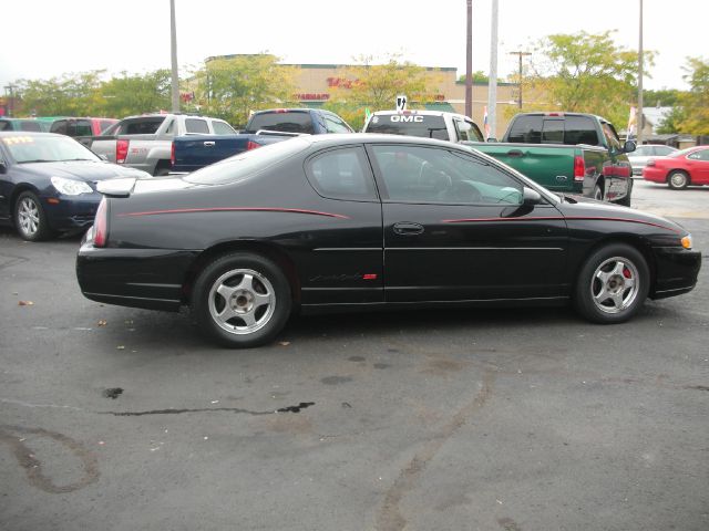 Chevrolet Monte Carlo 2000 photo 3
