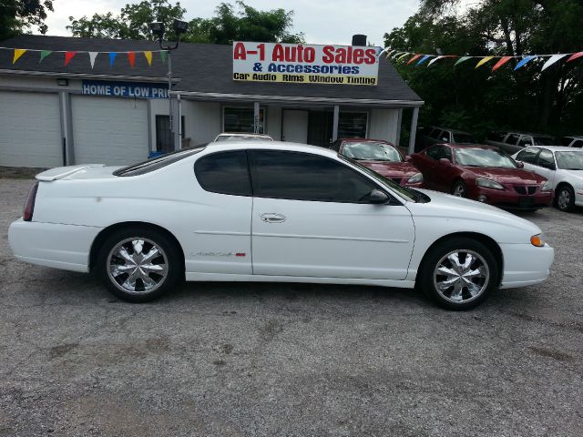 Chevrolet Monte Carlo 2000 photo 1