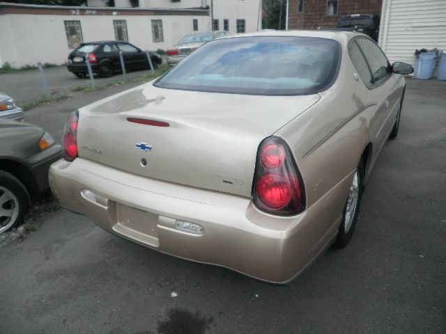 Chevrolet Monte Carlo 2000 photo 1