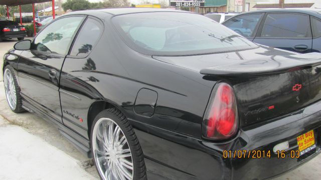 Chevrolet Monte Carlo 2000 photo 1