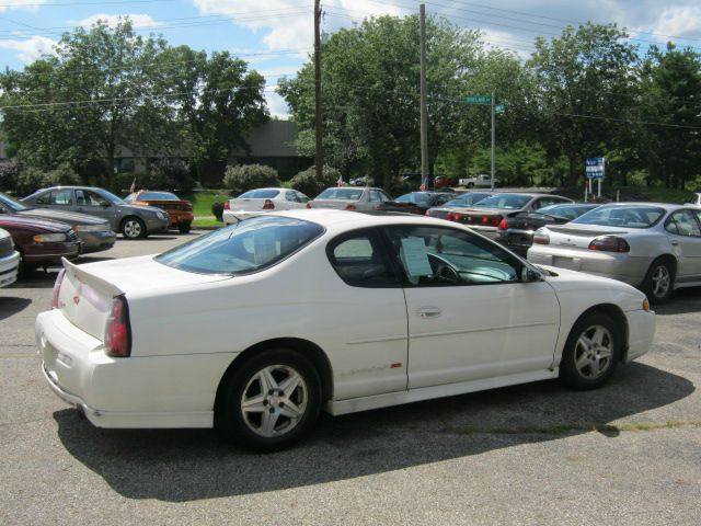 Chevrolet Monte Carlo 2001 photo 1