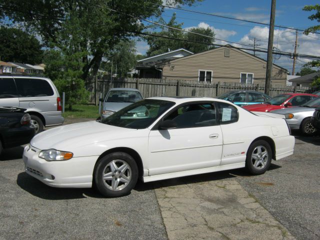 Chevrolet Monte Carlo 2001 photo 2