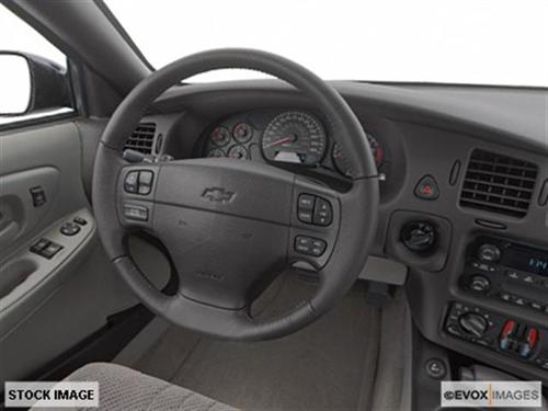 Chevrolet Monte Carlo 2001 photo 1