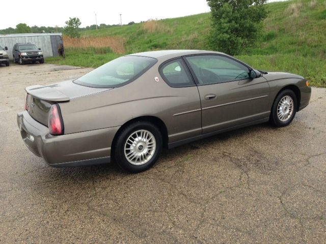 Chevrolet Monte Carlo 2001 photo 2