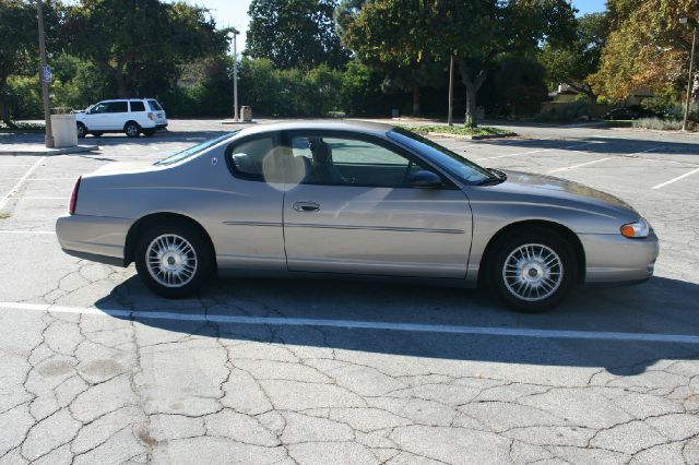 Chevrolet Monte Carlo 2001 photo 3