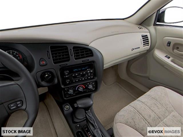 Chevrolet Monte Carlo 2002 photo 11