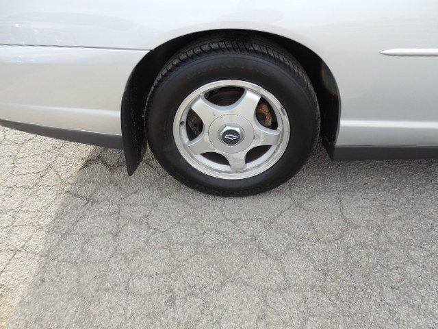 Chevrolet Monte Carlo 2002 photo 2