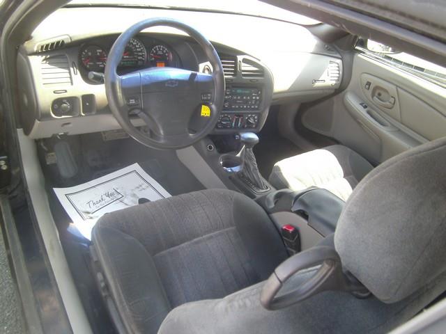 Chevrolet Monte Carlo 2002 photo 2