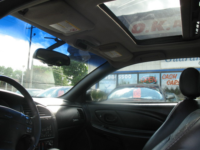 Chevrolet Monte Carlo 2002 photo 3