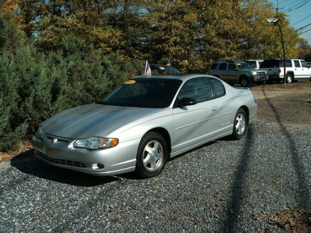 Chevrolet Monte Carlo 2002 photo 1
