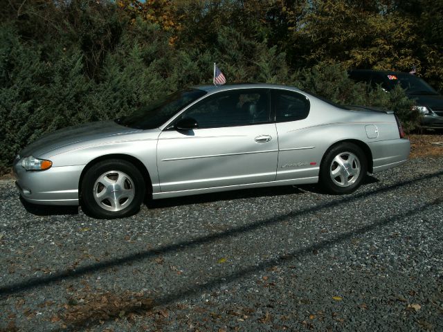 Chevrolet Monte Carlo 2002 photo 2