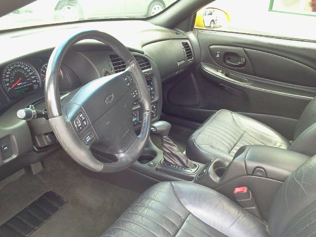 Chevrolet Monte Carlo 2002 photo 1