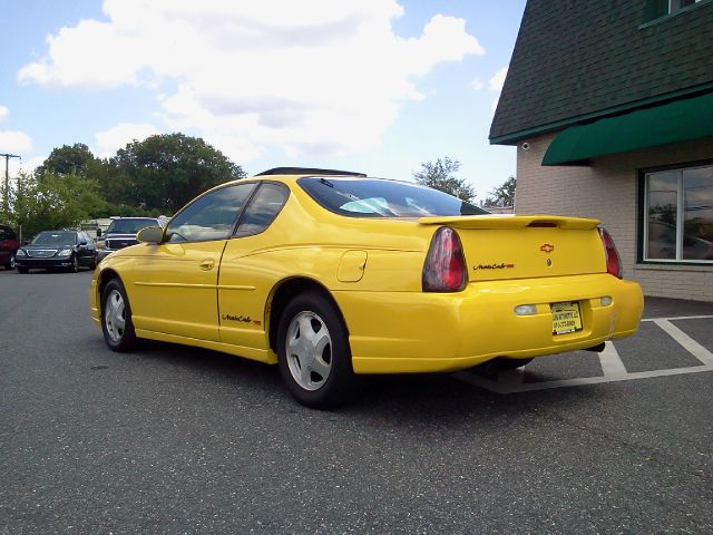 Chevrolet Monte Carlo 2002 photo 2