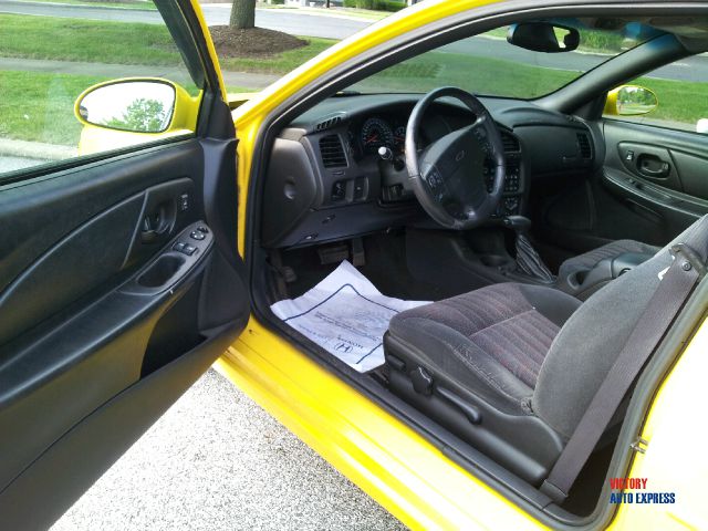 Chevrolet Monte Carlo 4dr Sdn Auto (natl) Hatchback Coupe