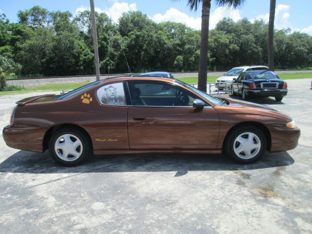 Chevrolet Monte Carlo 4dr Sdn Auto (natl) Hatchback Coupe