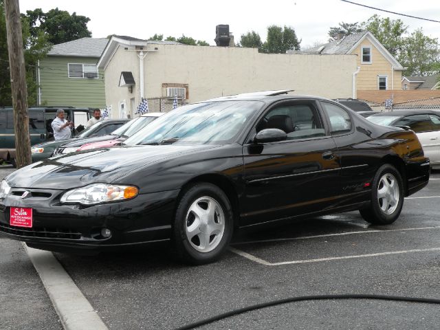Chevrolet Monte Carlo 2003 photo 2