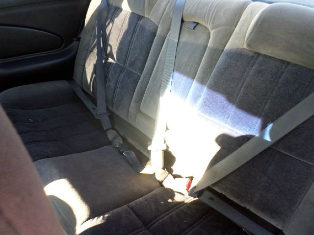 Chevrolet Monte Carlo 2003 photo 4