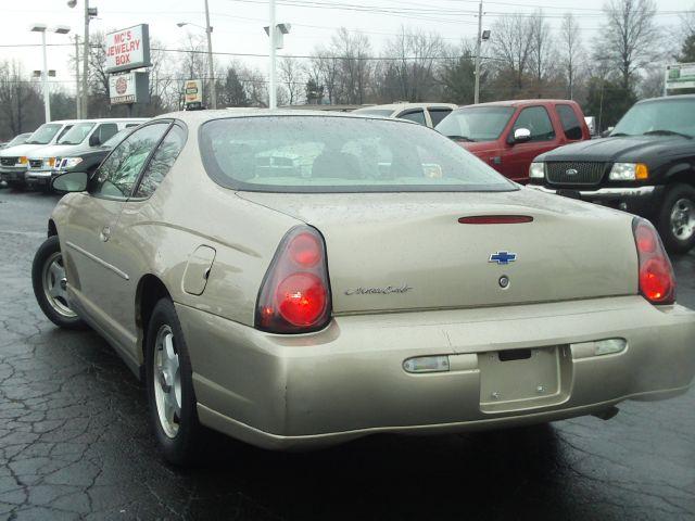 Chevrolet Monte Carlo 2003 photo 2
