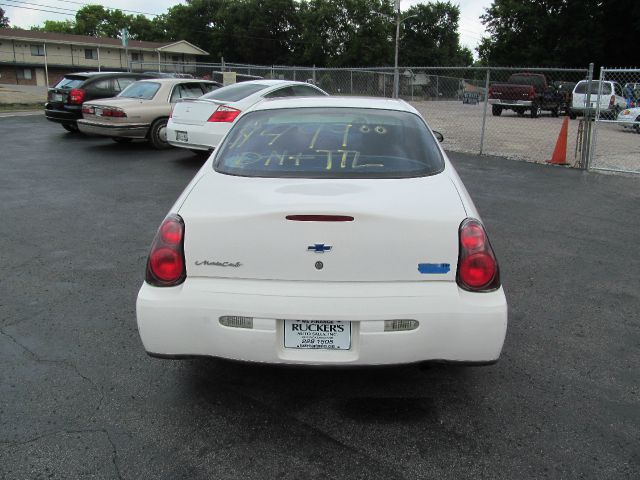 Chevrolet Monte Carlo 2003 photo 3