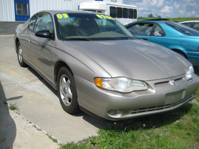 Chevrolet Monte Carlo 2003 photo 2