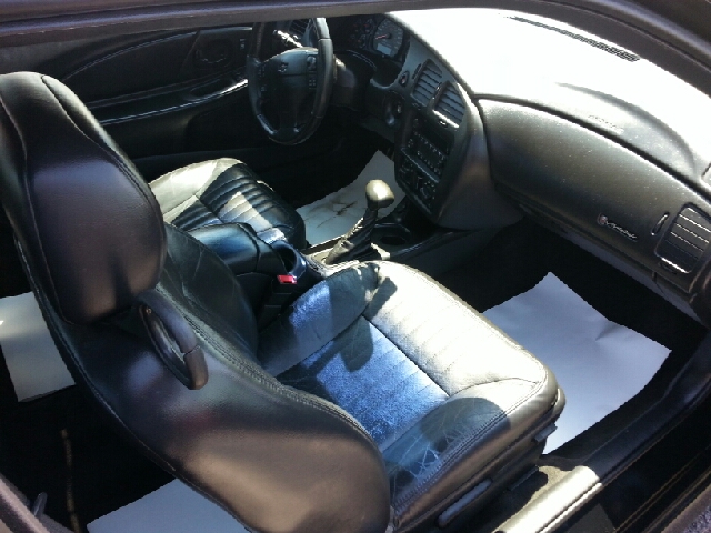 Chevrolet Monte Carlo 4dr Sdn Auto (natl) Hatchback Coupe